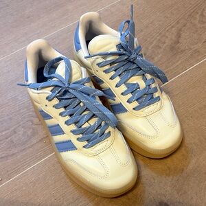 Adidas Samba Women’s Sneakers